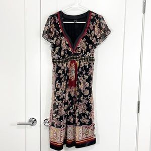 Nicole Miller Size 6 Black and Red V-Neck Floral Beaded Cap Sleeve Dress